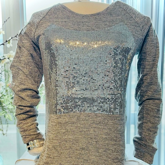 Moving out of Country - Picture 1 of 1